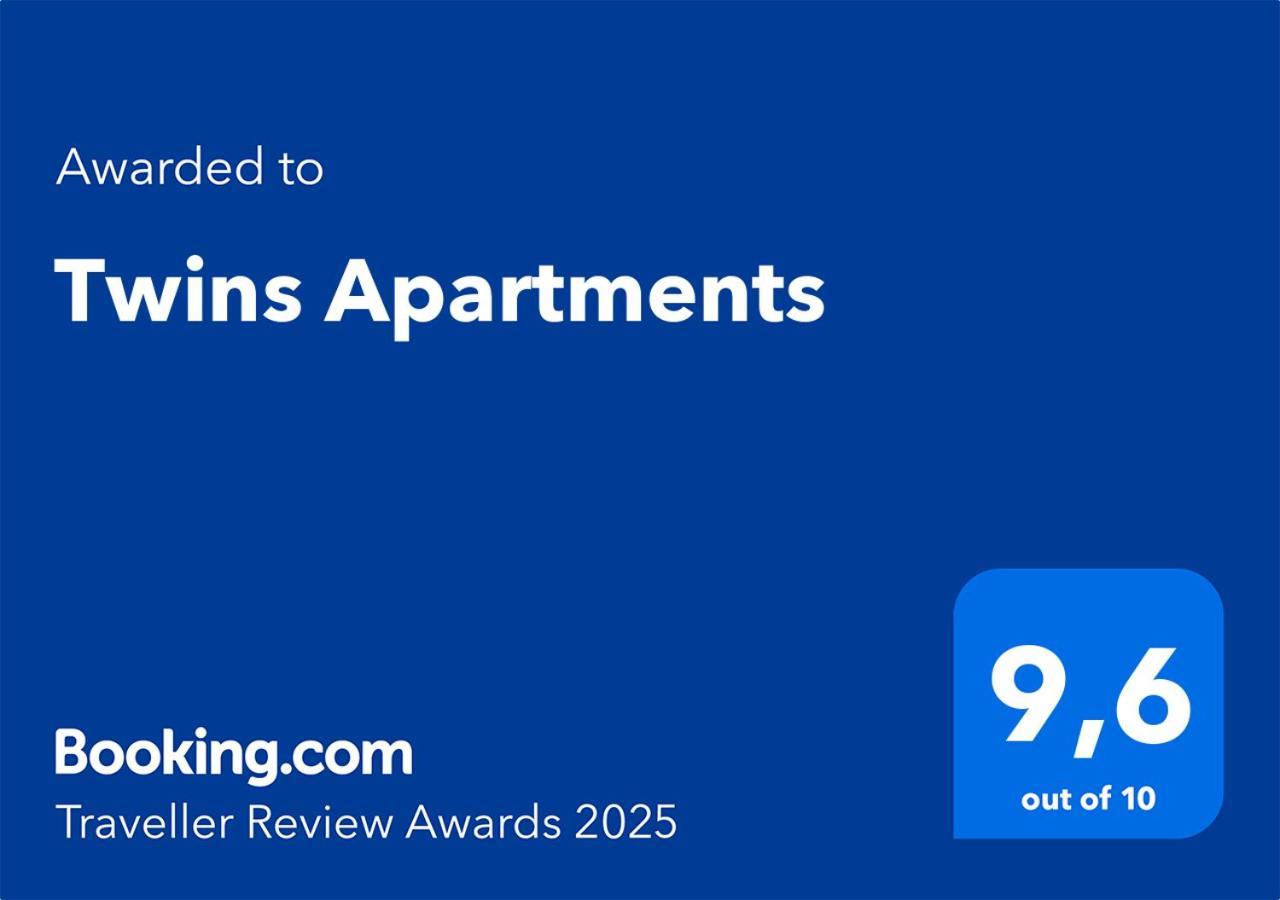 Flic-en-Flacq Twins Apartments מראה חיצוני תמונה
